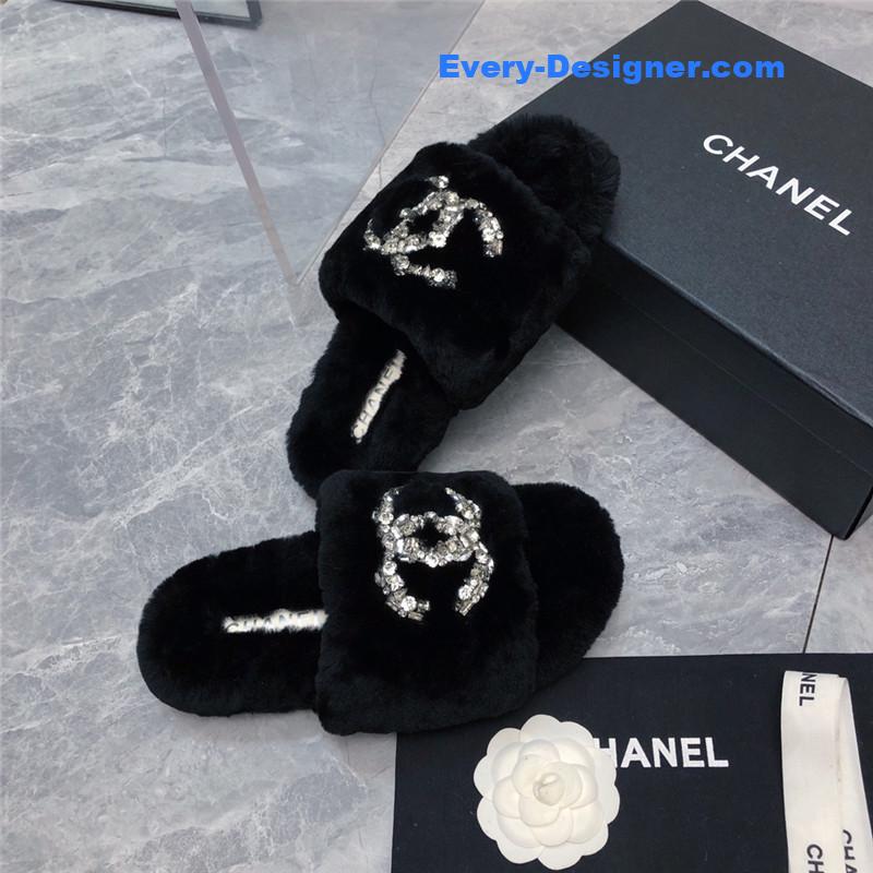 CC fur slippers