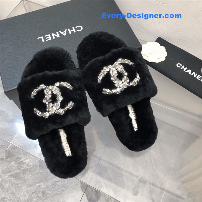 CC fur slippers