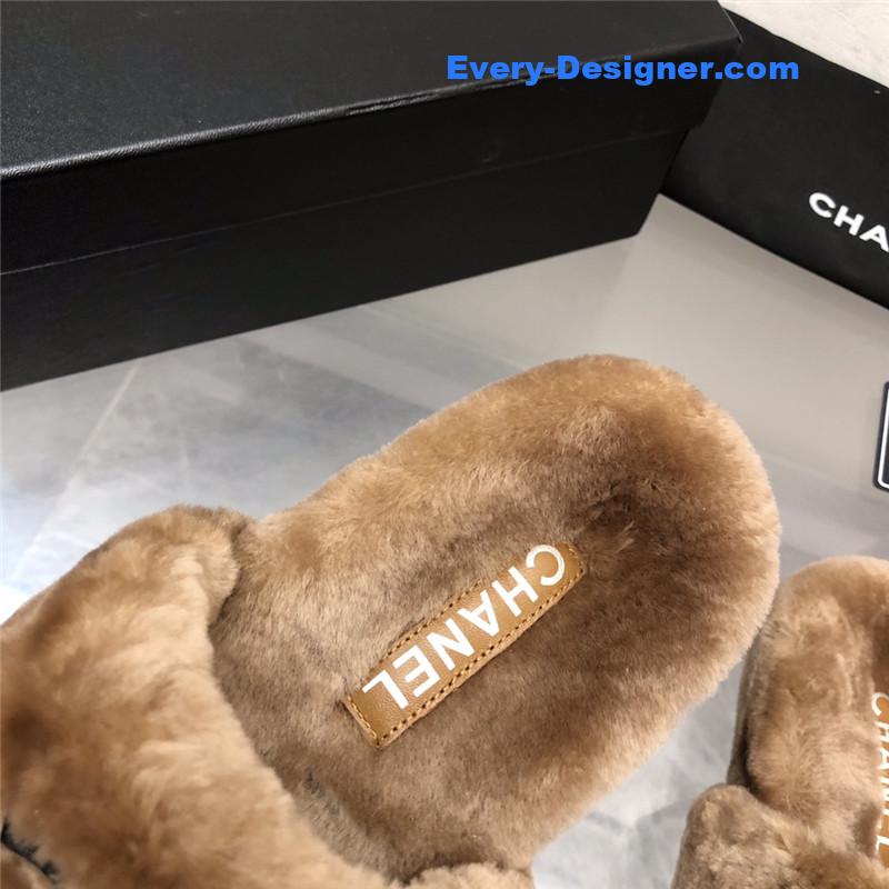CC fur slippers