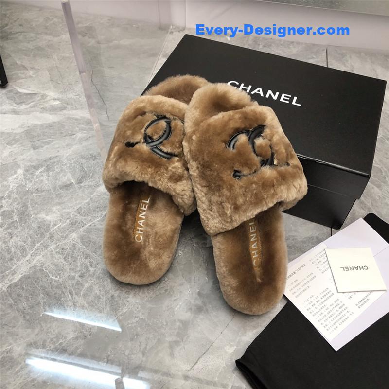 CC fur slippers