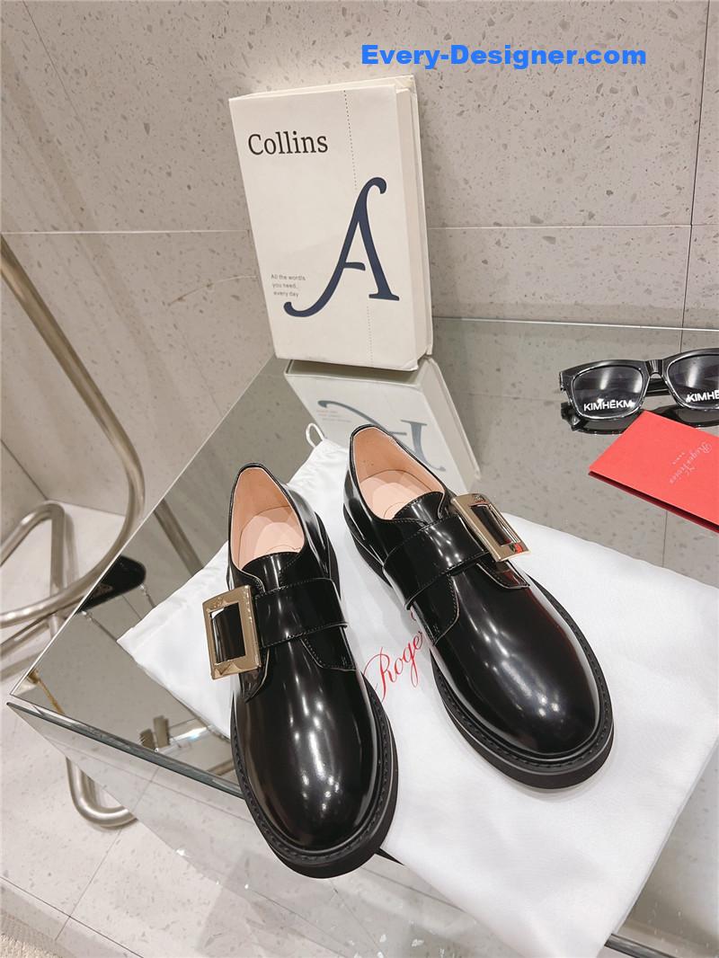 Roger vivier metal buckle derby shoes