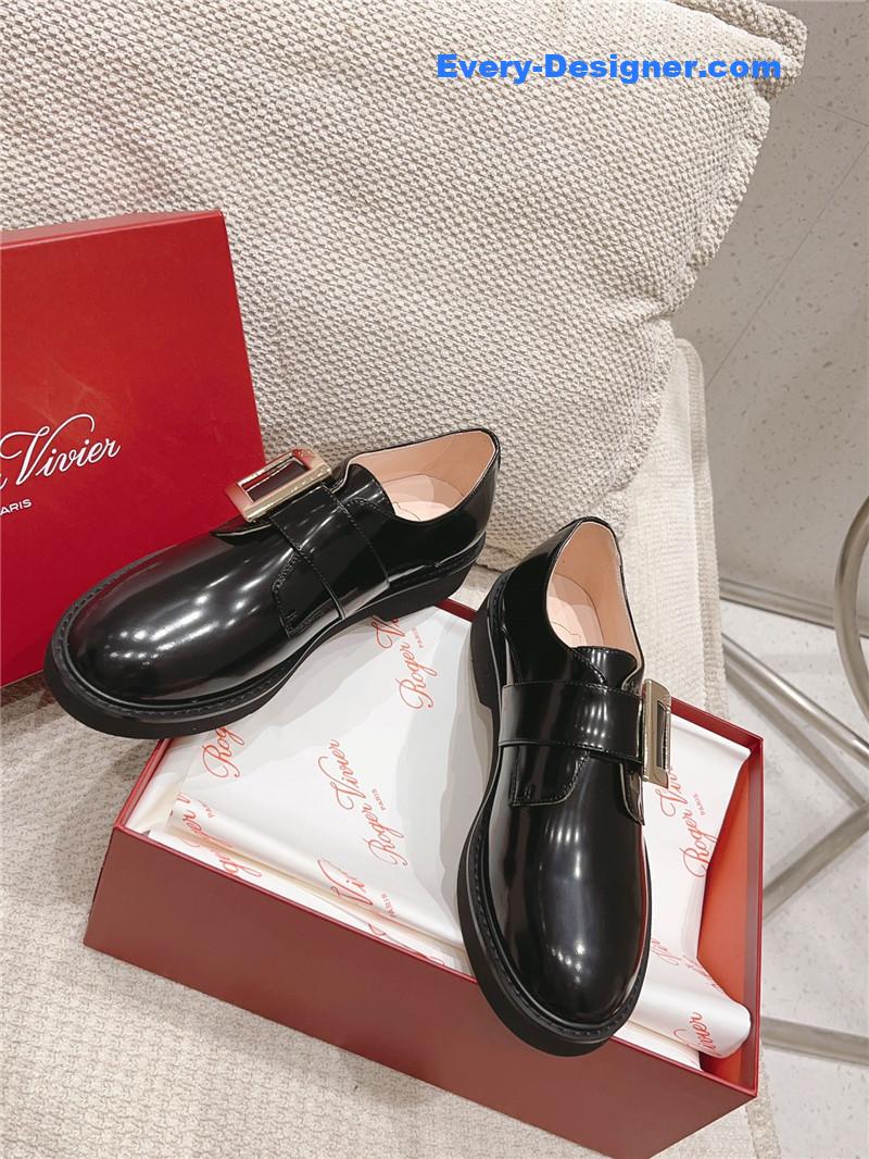 Roger vivier metal buckle derby shoes