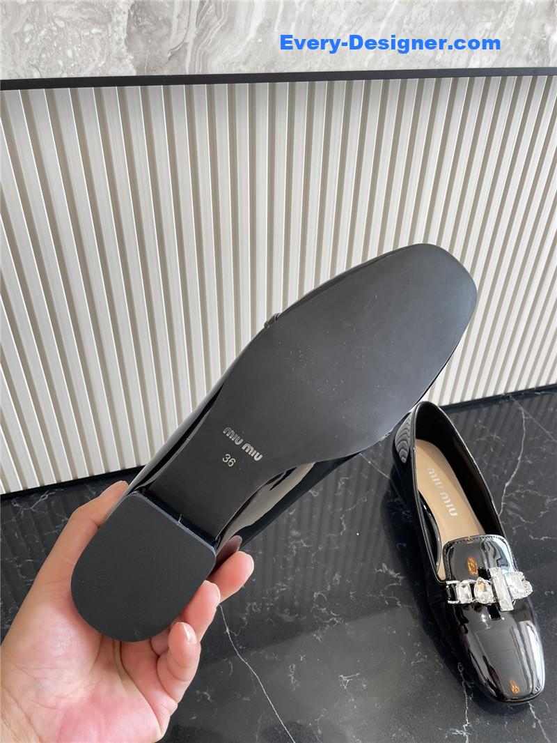 m1um1u flat D1am0nd buckle loafers