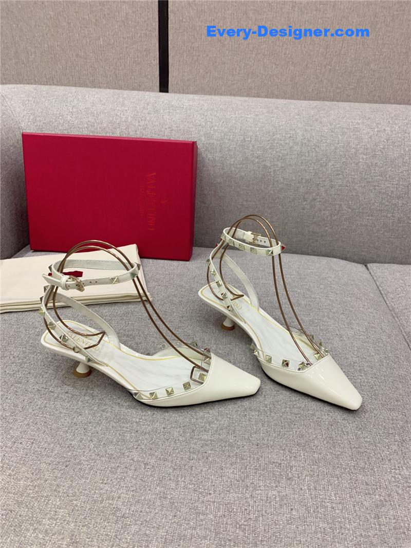 Va1e*ntin0 new rivet kitten heel sandals