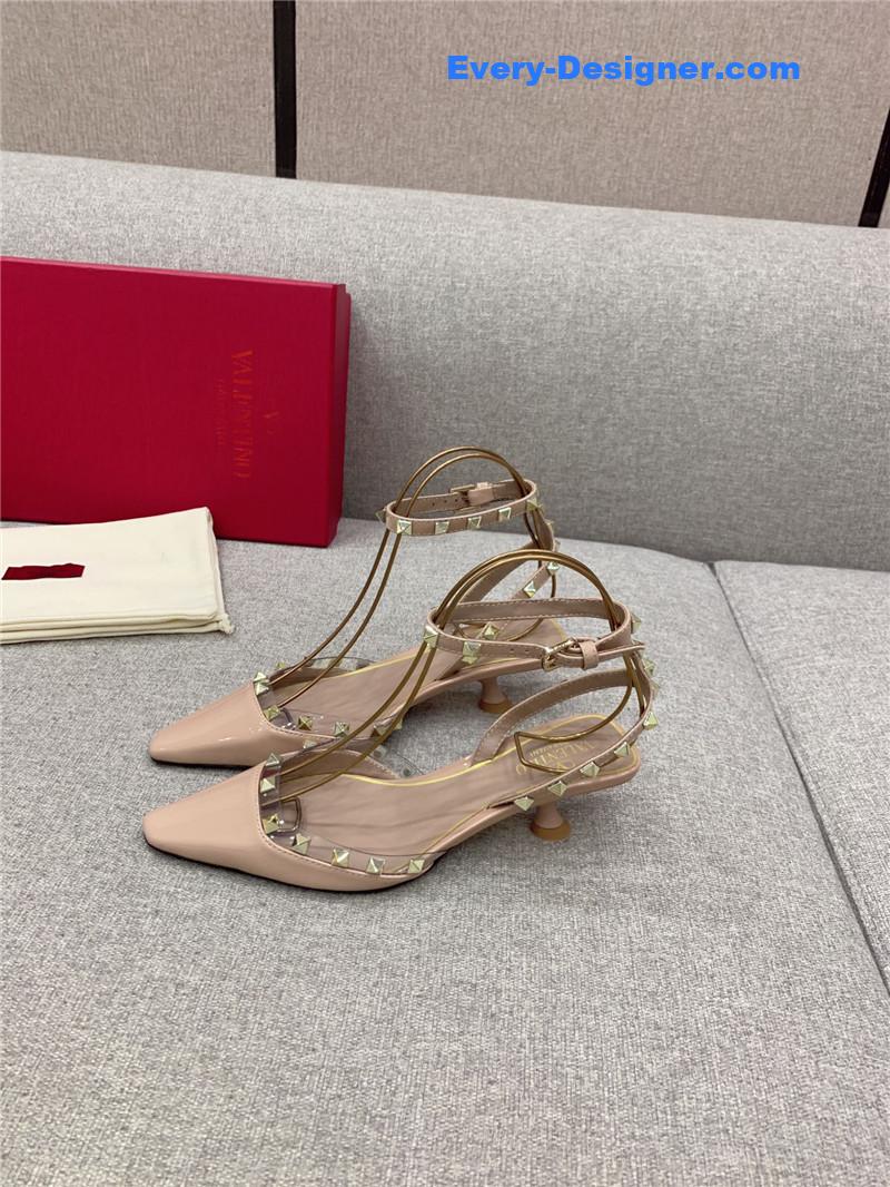 Va1e*ntin0 new rivet kitten heel sandals