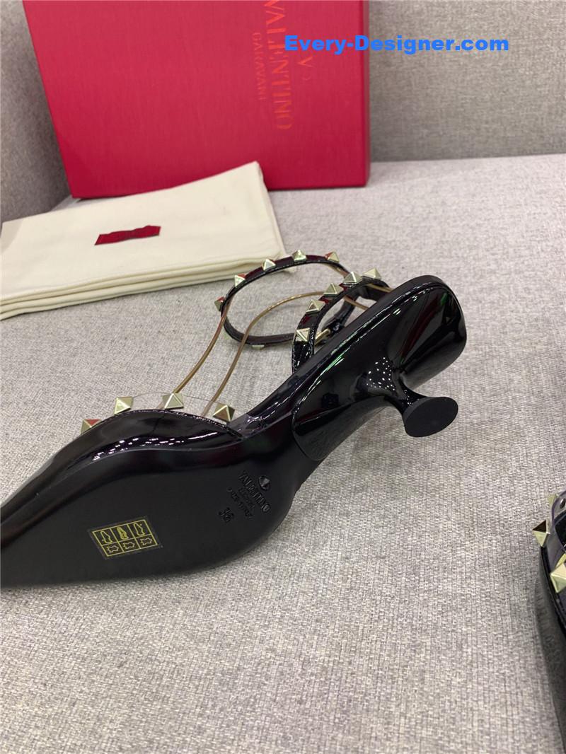 Va1e*ntin0 new rivet kitten heel sandals