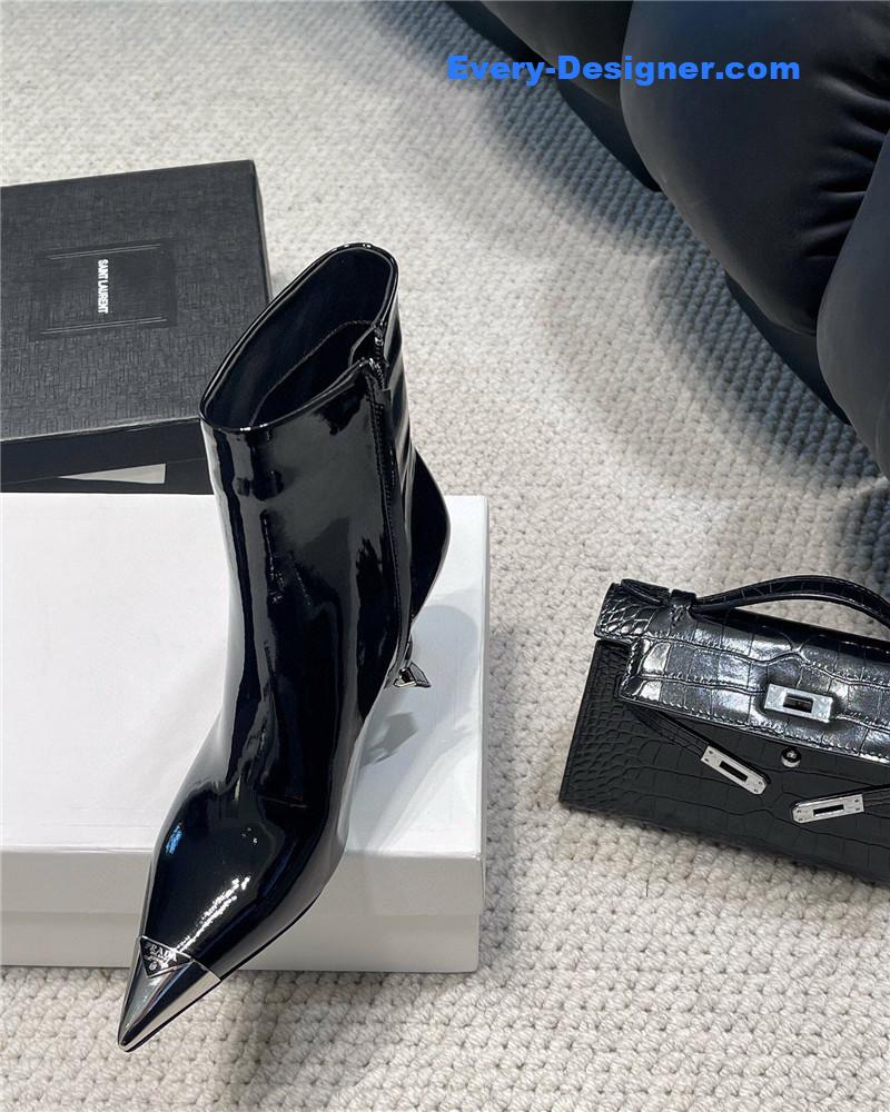 Pra*a catwalk catwalk series leather boots