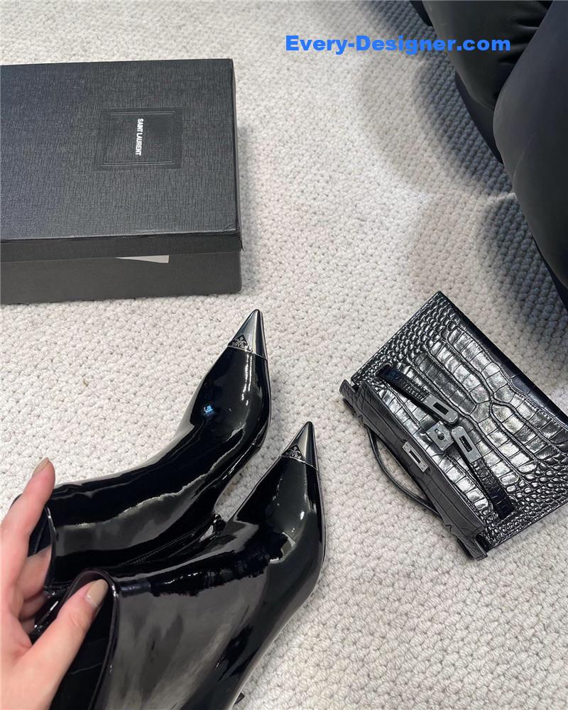 Pra*a catwalk catwalk series leather boots