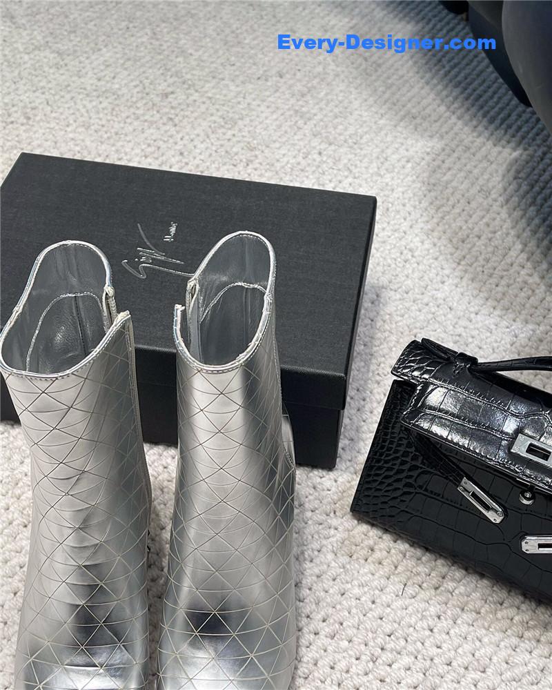 Pra*a catwalk catwalk series leather boots