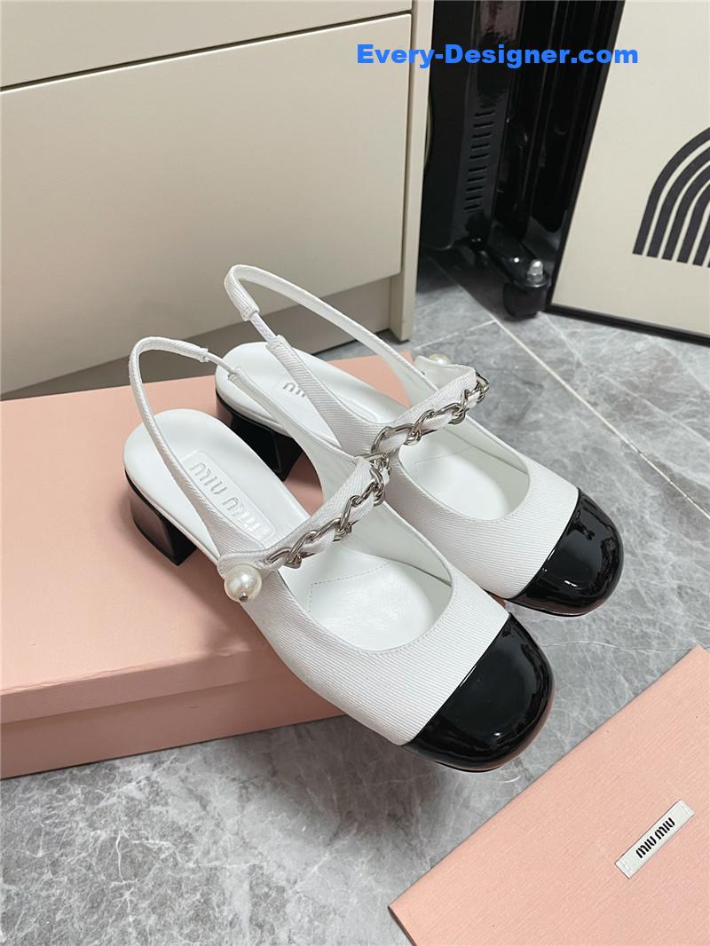 M1um1u chunky heel chain pearl pearl mary jane shoes