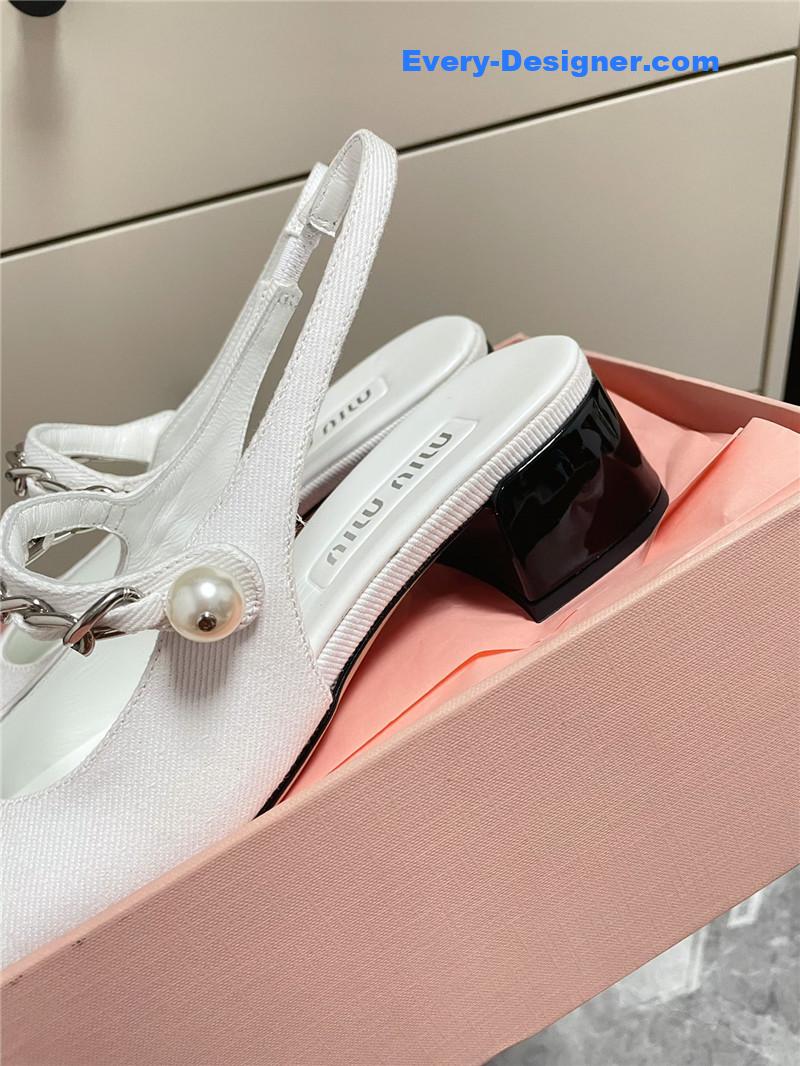 M1um1u chunky heel chain pearl pearl mary jane shoes