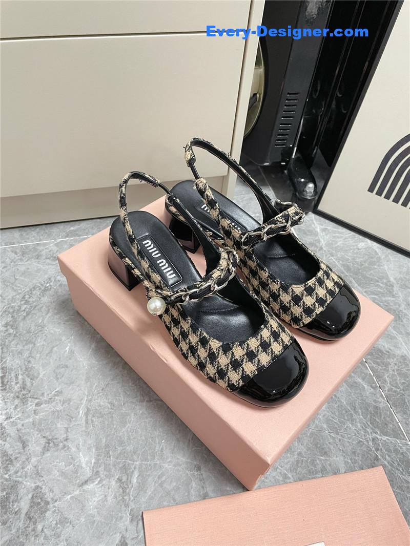 M1um1u chunky heel chain pearl pearl mary jane shoes