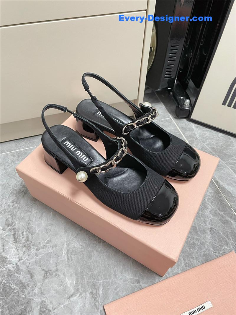 M1um1u chunky heel chain pearl pearl mary jane shoes