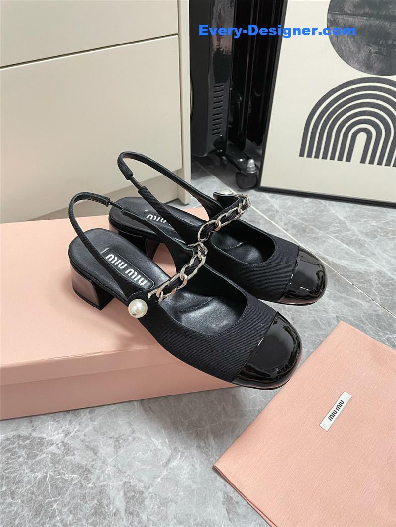 M1um1u chunky heel chain pearl pearl mary jane shoes