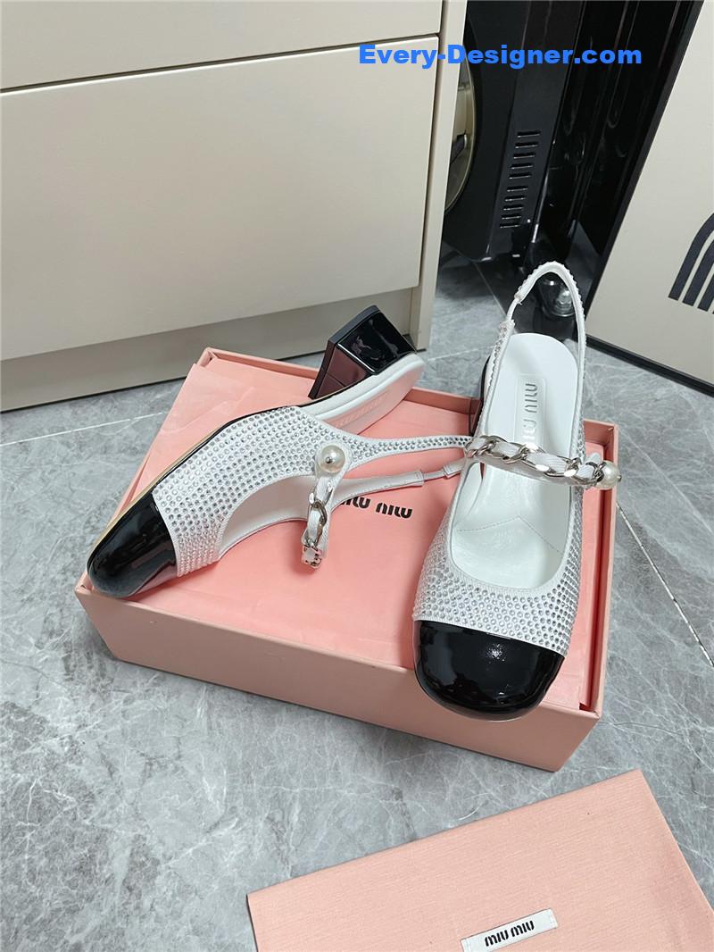 M1um1u chunky heel chain pearl pearl mary jane shoes