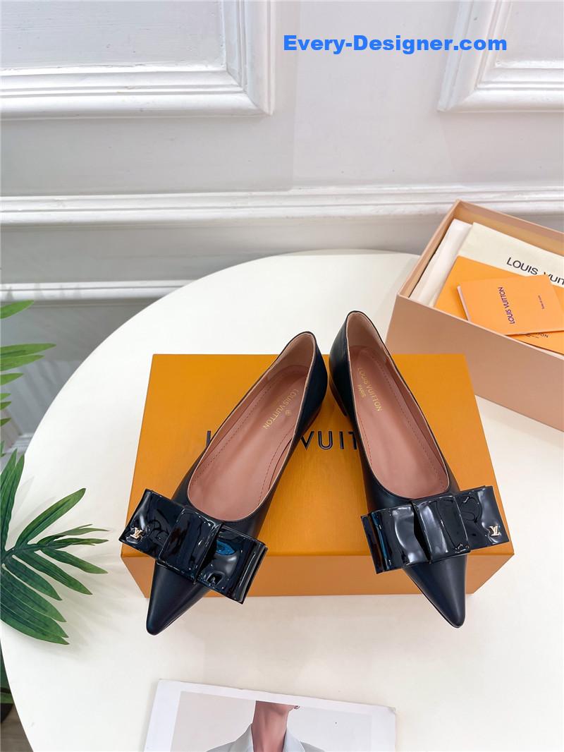 l0vis Vvtt0n lv bowknot pointed shoes