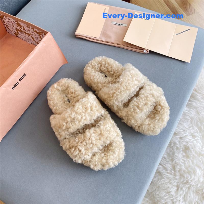 M1um1u autumn and winter trendy plush slippers