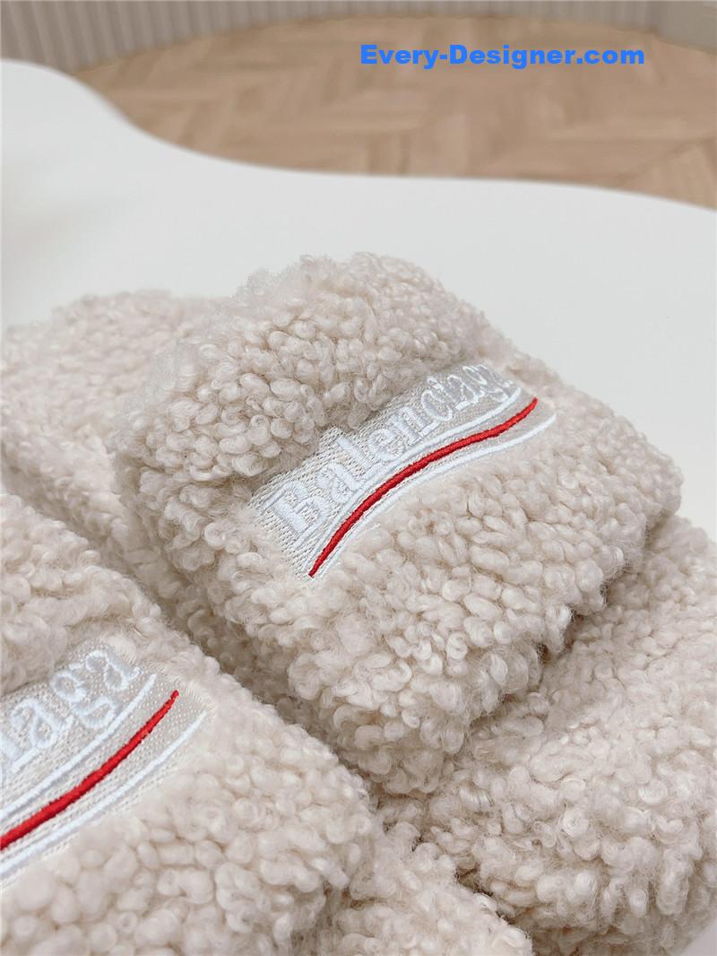 Ba1en*iaga platform fur sliders