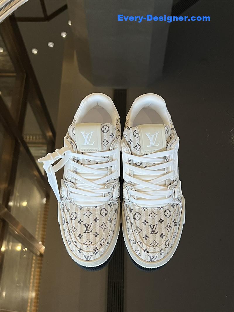 l0vis Vvtt0n lv time out sneakers