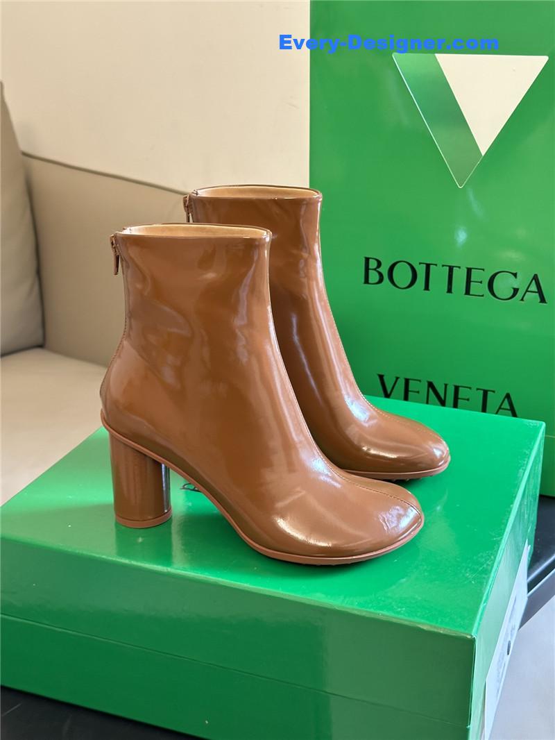 b0tt*ga Ven*ta brown atomic ankle boots