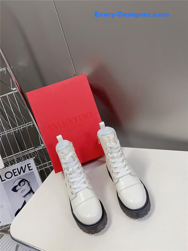 Va1e*ntin0 fall and winter catwalk boots