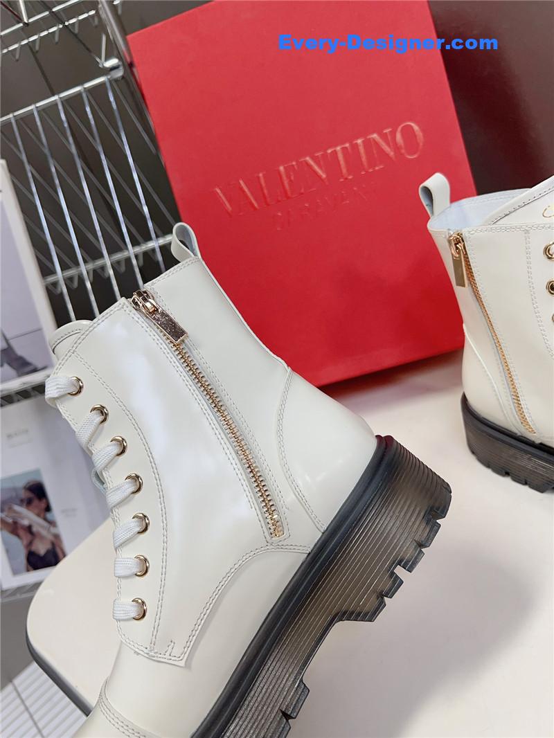 Va1e*ntin0 fall and winter catwalk boots