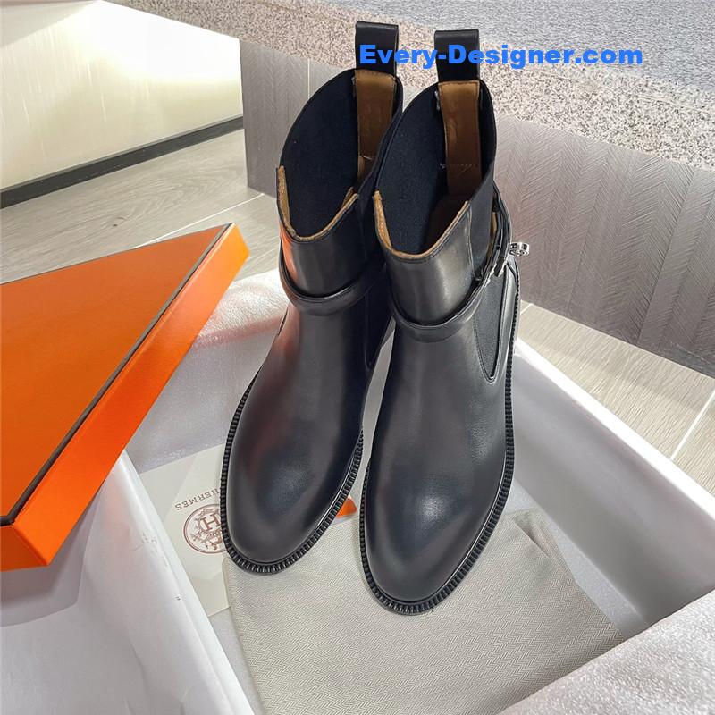 H**me5 kelly buckle martin boots