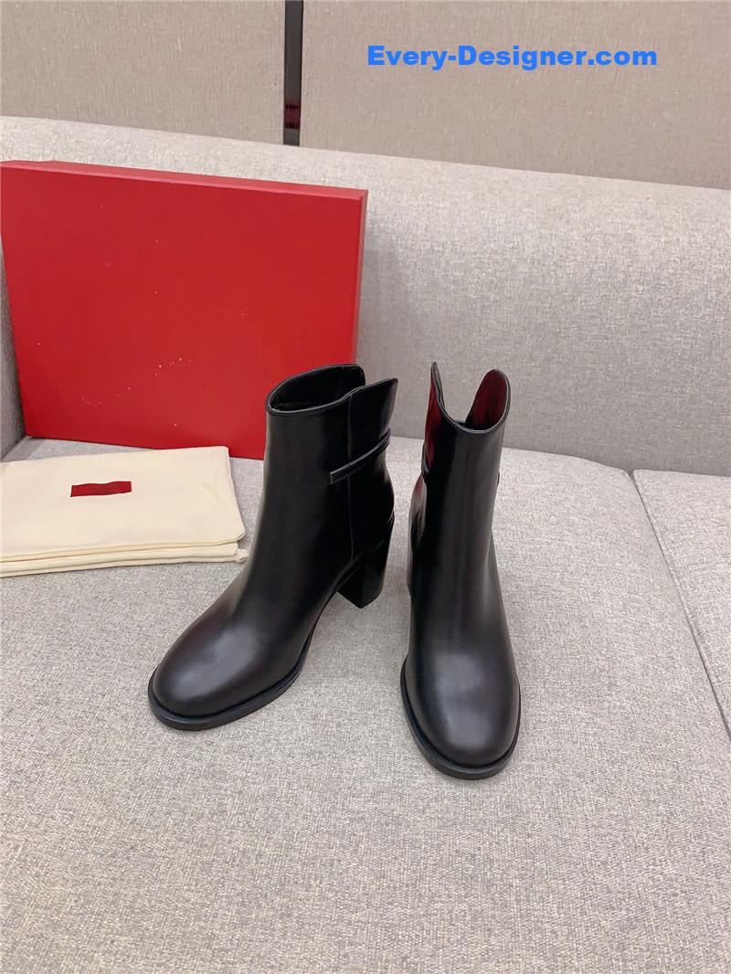Va1e*ntin0 new v buckle high heel boots