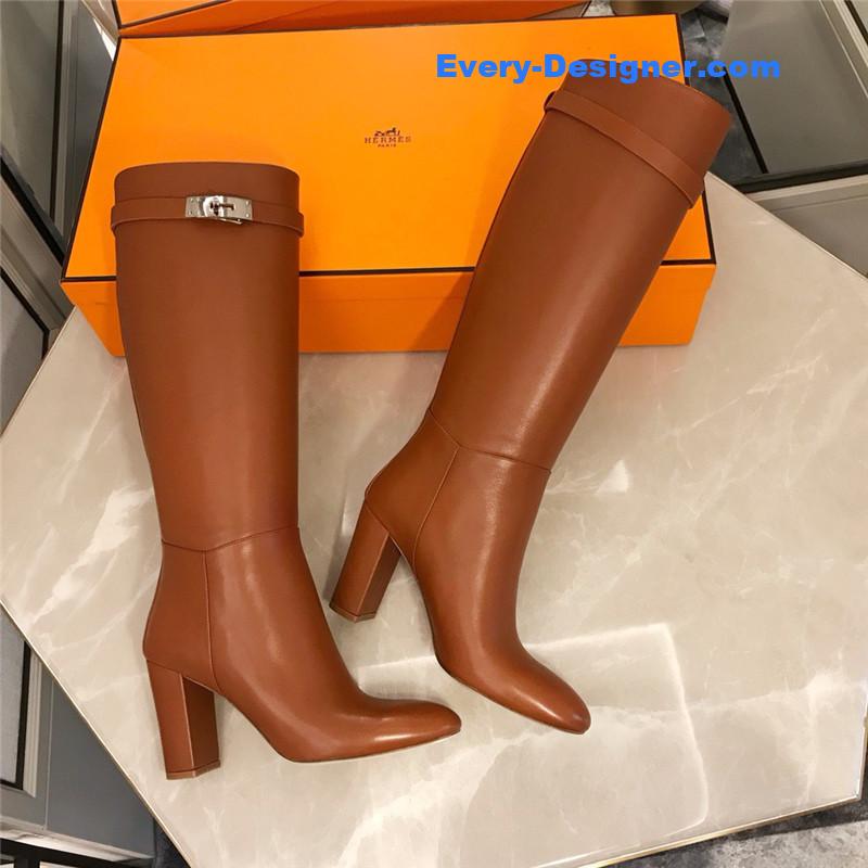 H**me5 new classic boots