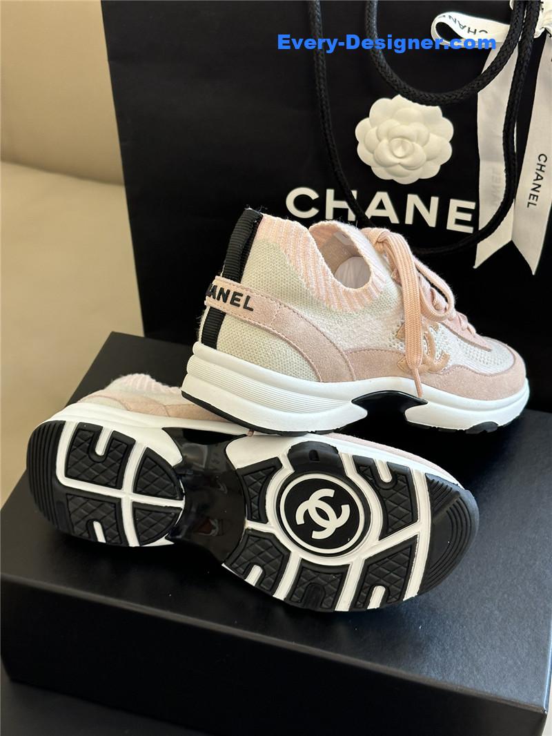 Ch**el classic socks sneakers