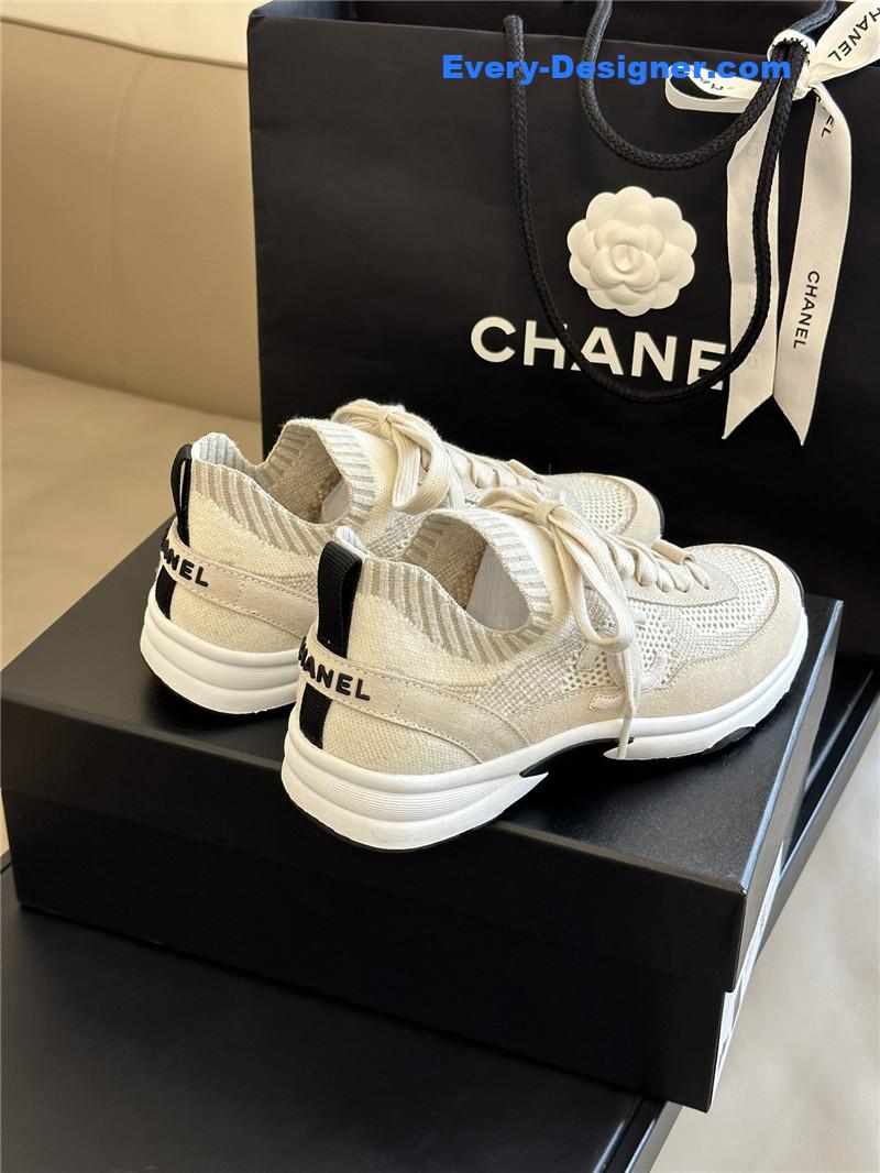 Ch**el classic socks sneakers