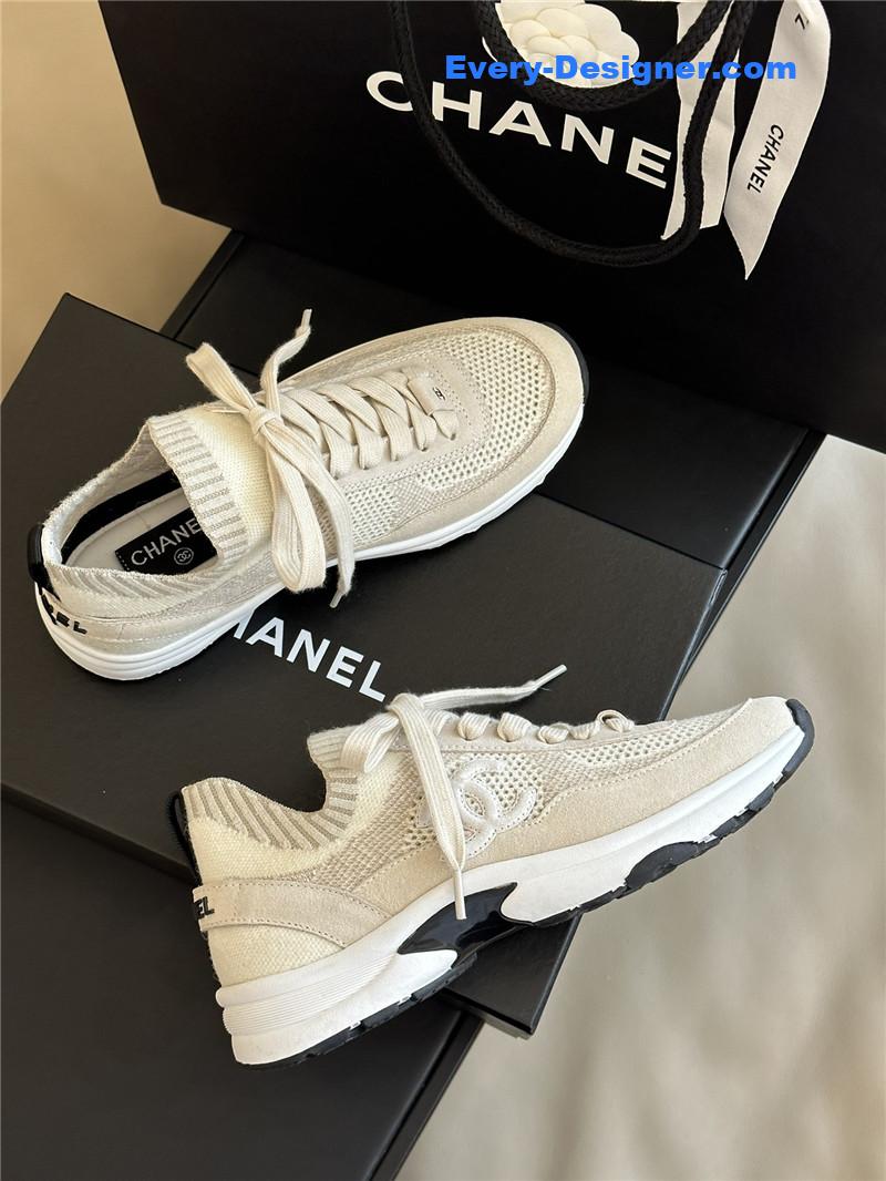 Ch**el classic socks sneakers