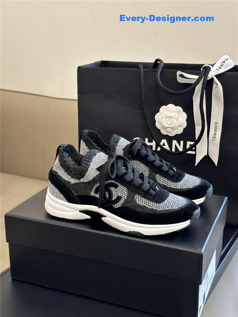 Ch**el classic socks sneakers