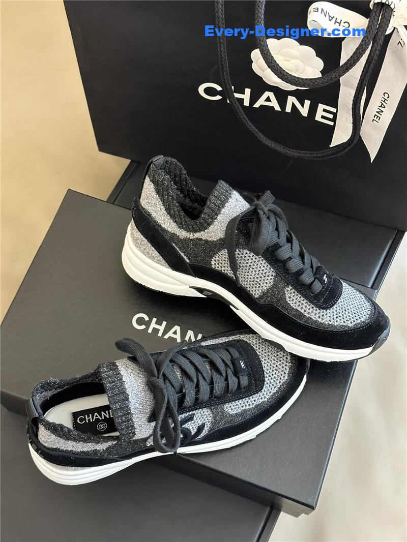 Ch**el classic socks sneakers