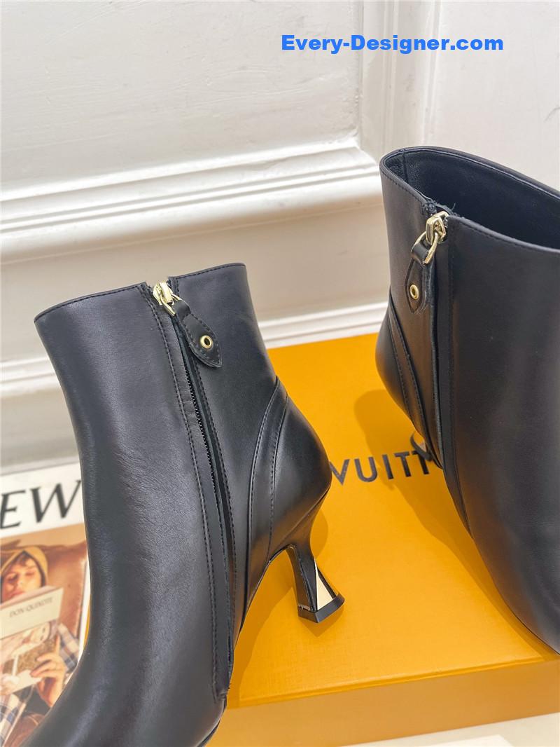 l0vis Vvtt0n lv small square toe metal heel boots