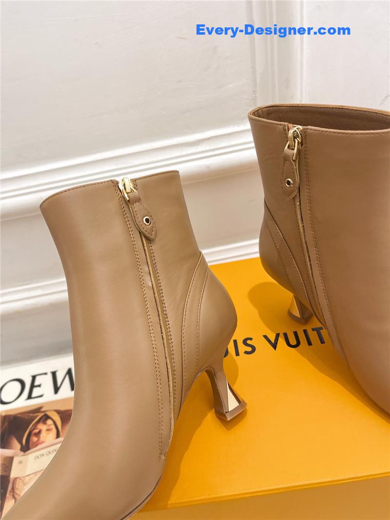 l0vis Vvtt0n lv small square toe metal heel boots