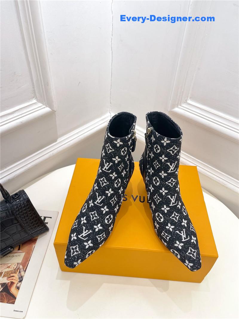 l0vis Vvtt0n lv small square toe metal heel boots