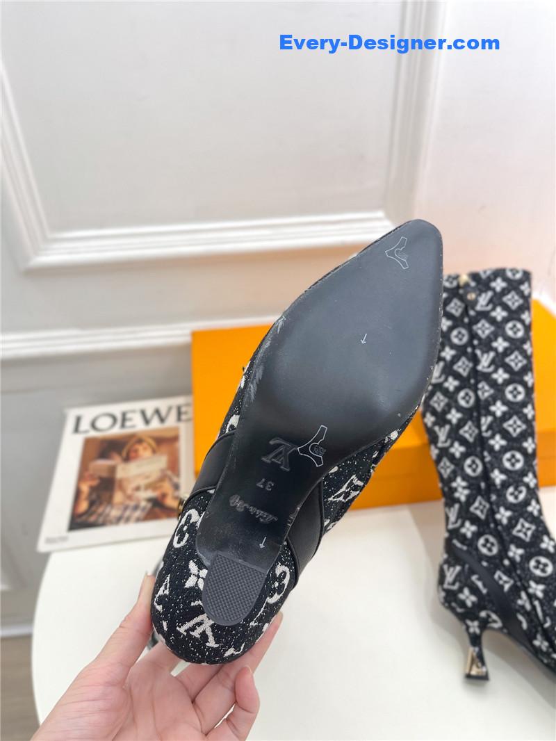 l0vis Vvtt0n lv small square toe metal heel boots