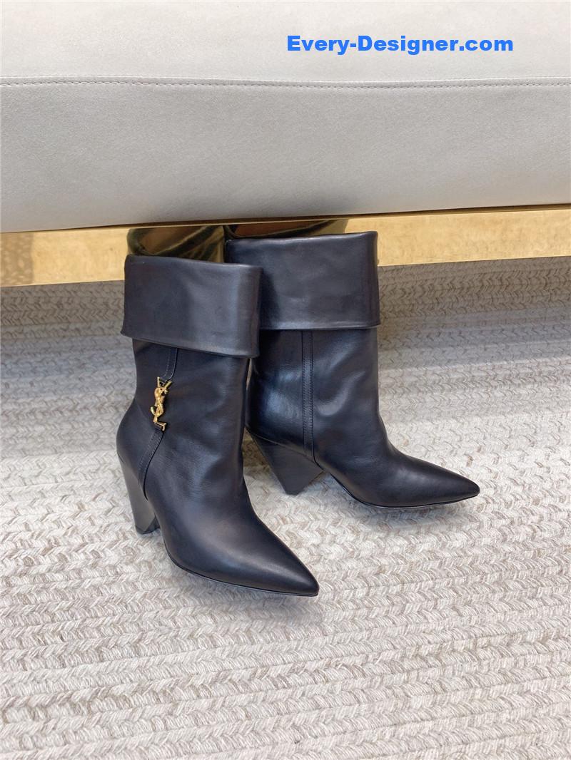 Y51 autumn and winter monogram short boots