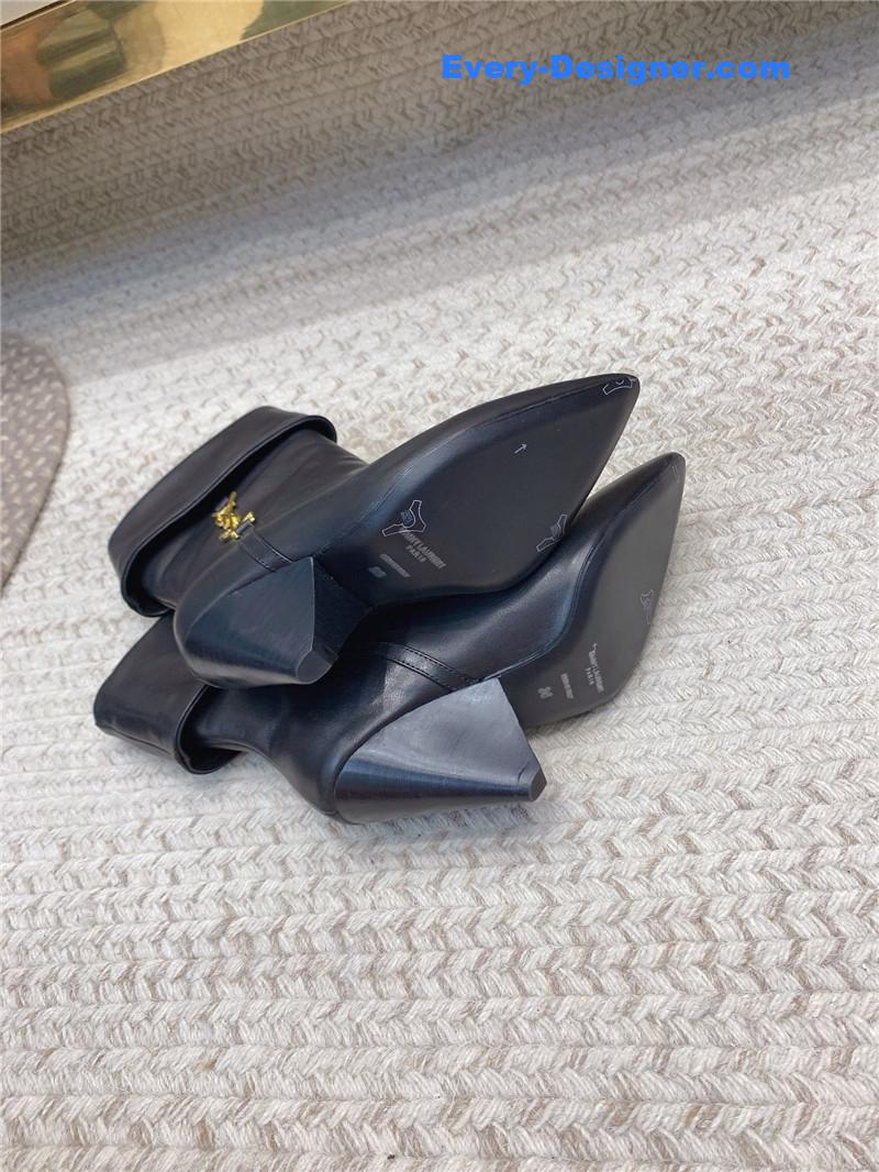 Y51 autumn and winter monogram short boots