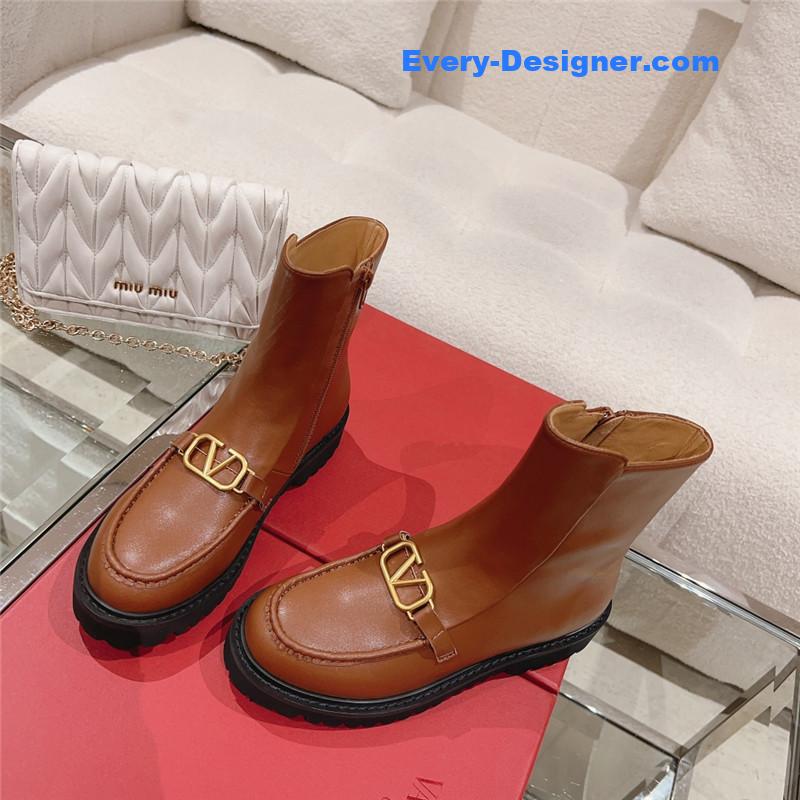 Va1e*ntin0 v buckle side pull boots