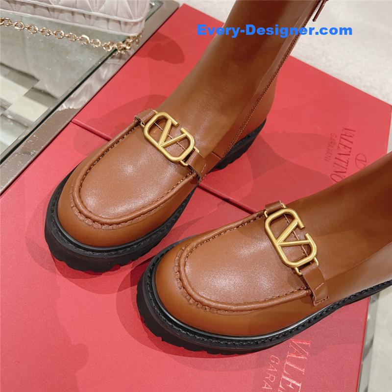 Va1e*ntin0 v buckle side pull boots