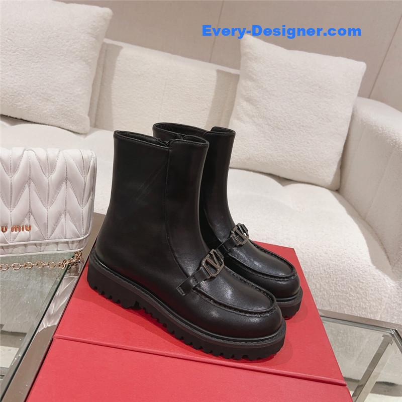 Va1e*ntin0 v buckle side pull boots