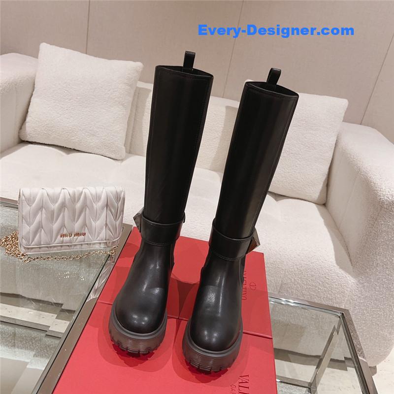 Va1e*ntin0 rivet high nude boots