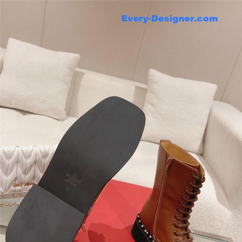 Va1e*ntin0 rivet lace-up boots