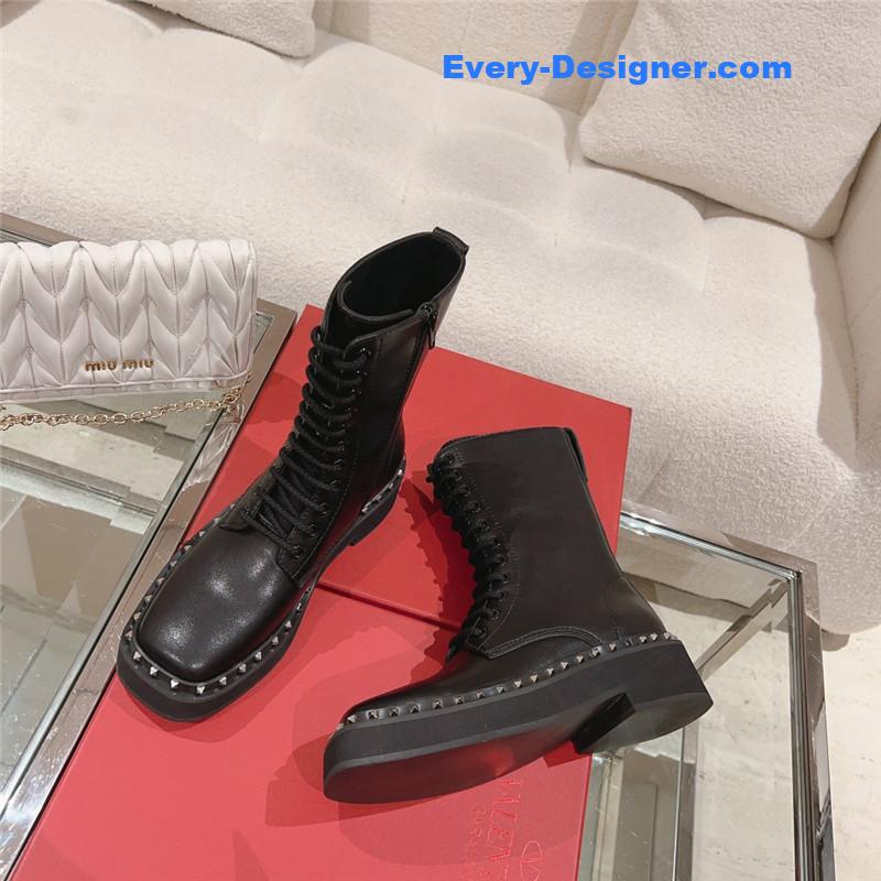 Va1e*ntin0 rivet lace-up boots
