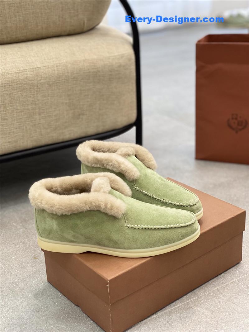 L0r0 P1ana new snow boots