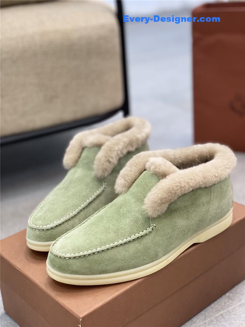 L0r0 P1ana new snow boots