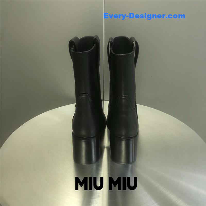M1um1u thick heel short boots