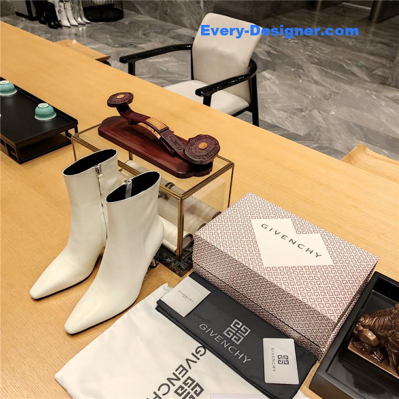Givenchy G heel small square toe short boots
